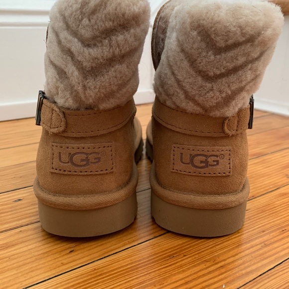 UGG Booties - Picture 3 of 6